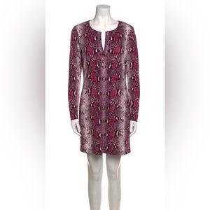 DVF stretchy silk lightweight snakeskin print dress—authentic